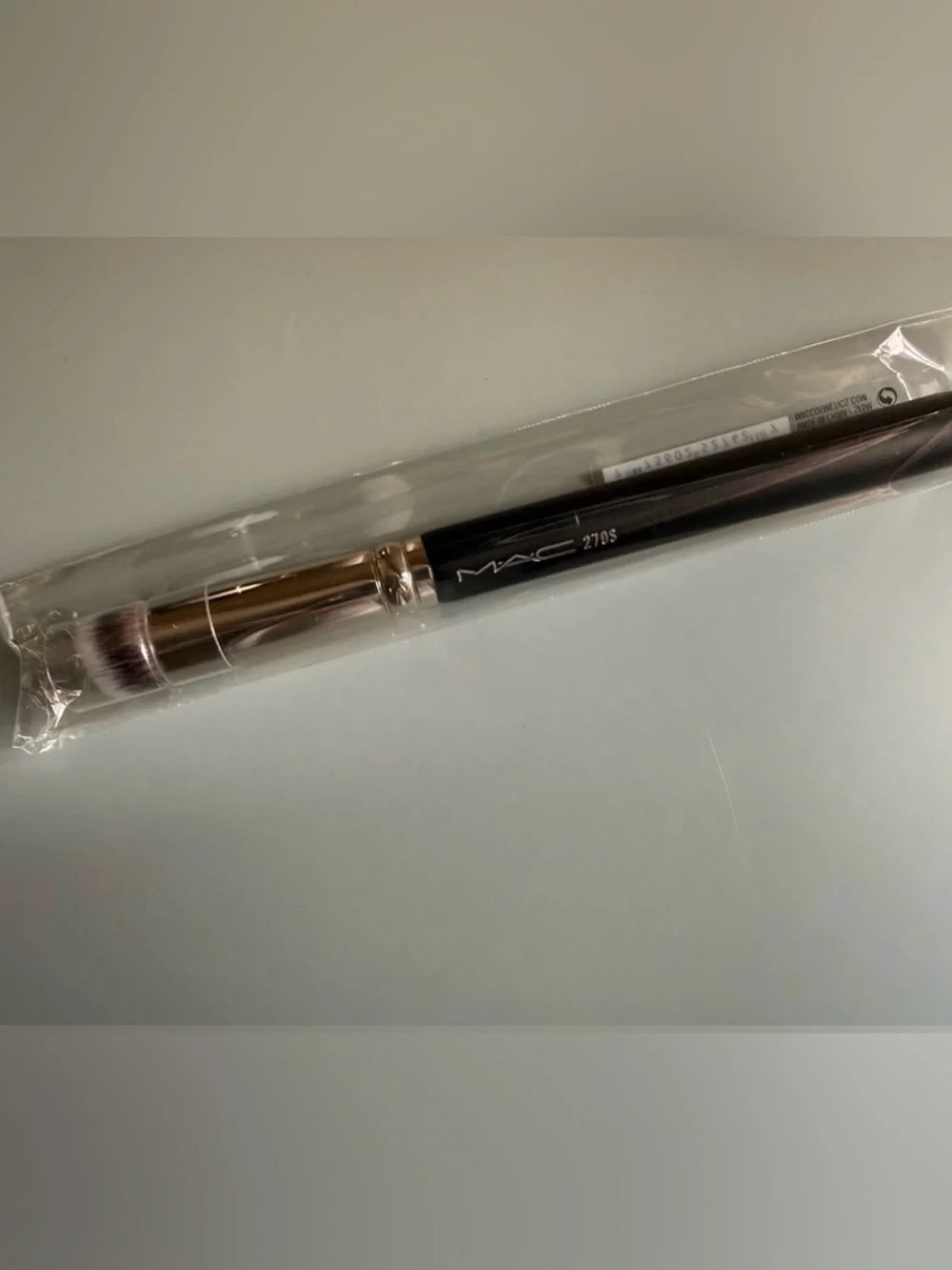 MAC 270S Mini Rounded Slant Brush